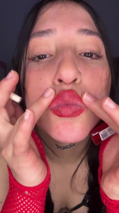 Tublanquita24 live cam on Cam4