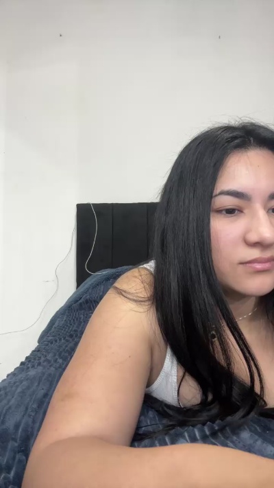 Tuculonahot6 live cam on Cam4