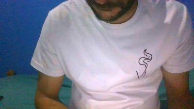 Tuga2543 live cam on Cam4