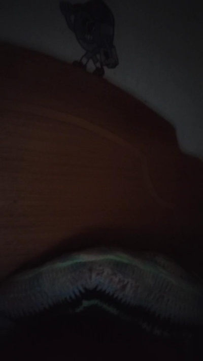 Tugata live cam on Cam4