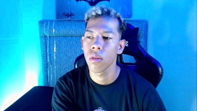 Tupac_D_ live cam on Cam4