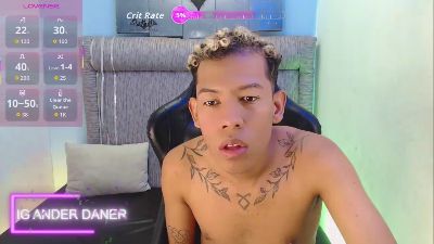Tupac_D_ live cam on Cam4