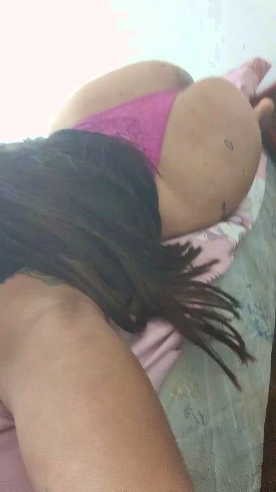 Tuperrita33 live cam on Cam4
