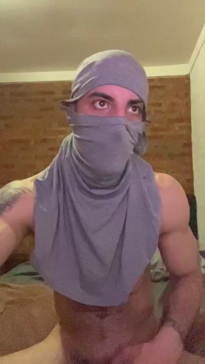 Turkishboyyyy live cam on Cam4