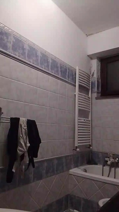 Turuzzua live cam on Cam4