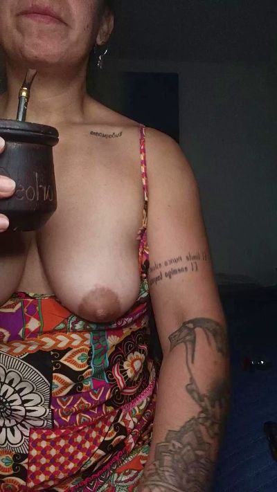 Tusofichu99 live cam on Cam4