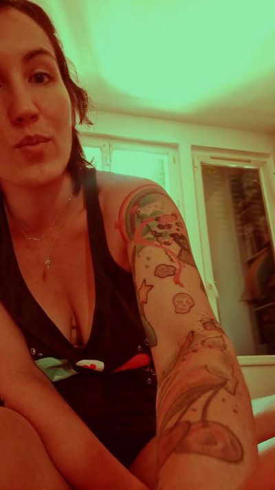 TuttiFrutty35 live cam on Cam4