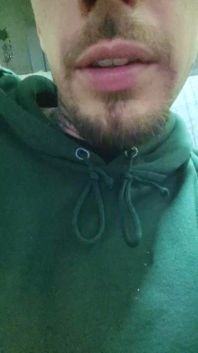 Tuvillanofav live cam on Cam4