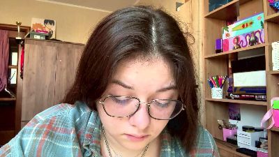 TwanaMedhus live cam on Cam4