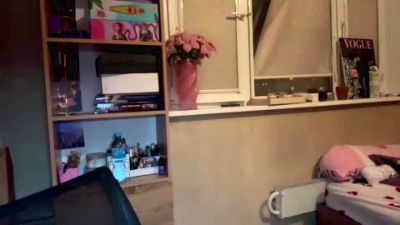 TwanaMedhus live cam on Cam4