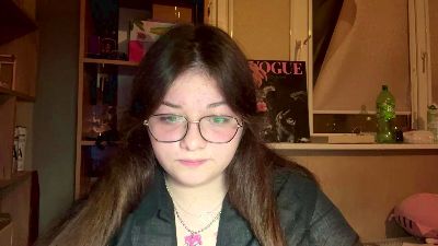 TwanaMedhus live cam on Cam4