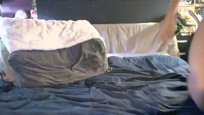 TwinkBoyLush live cam on Cam4
