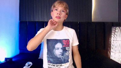 Twinkcam1 live cam on Cam4