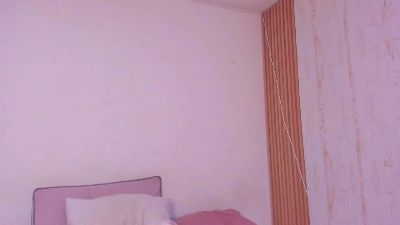 TwoMilkyway live cam on Cam4