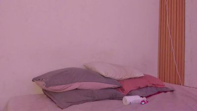 TwoMilkyway live cam on Cam4