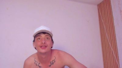 TwoMilkyway live cam on Cam4