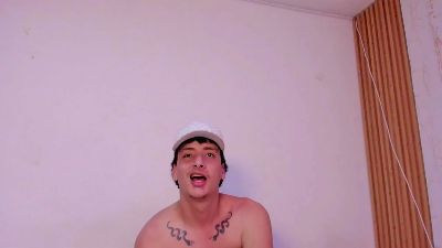TwoMilkyway live cam on Cam4