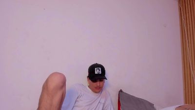 TwoMilkyway live cam on Cam4