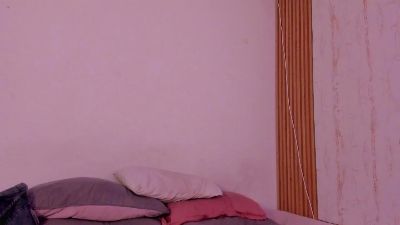 TwoMilkyway live cam on Cam4