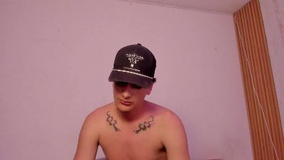TwoMilkyway live cam on Cam4