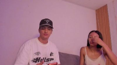 TwoMilkyway live cam on Cam4