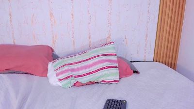 TwoMilkyway live cam on Cam4