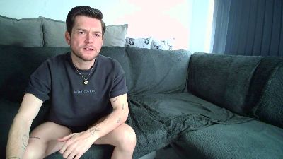 TwoTwinkHusband live cam on Cam4