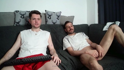 TwoTwinkHusband live cam on Cam4