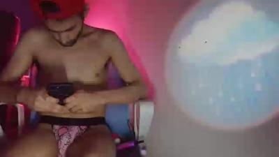 Txspunboi4u live cam on Cam4