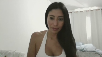 Tyanna_queen live cam on Cam4