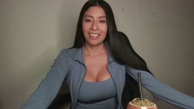 Tyanna_queen live cam on Cam4
