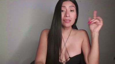 Tyanna_queen live cam on Cam4