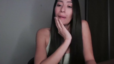 Tyanna_queen live cam on Cam4