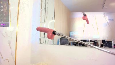 TylerBloom live cam on Cam4