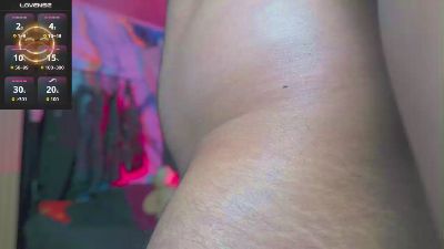 Tyler_price live cam on Cam4