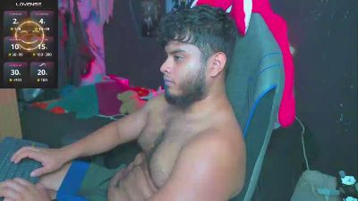 Tyler_price live cam on Cam4