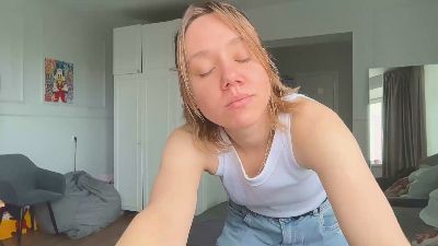 TynishaEben live cam on Cam4