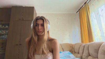 TynishaMacivor live cam on Cam4