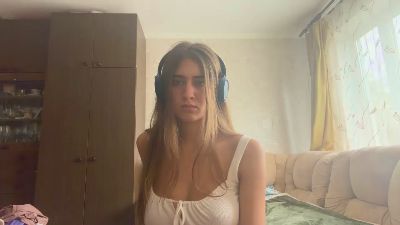 TynishaMacivor live cam on Cam4