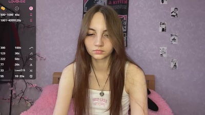TyraFelicano live cam on Cam4