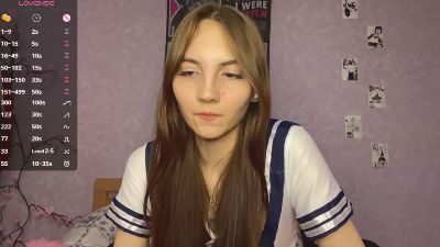 TyraFelicano live cam on Cam4