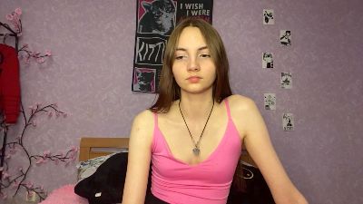 TyraFelicano live cam on Cam4