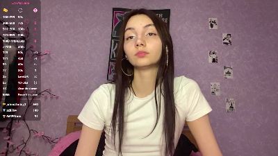 TyraFelicano live cam on Cam4