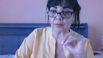 URAGANO_PASION_ live cam on Cam4