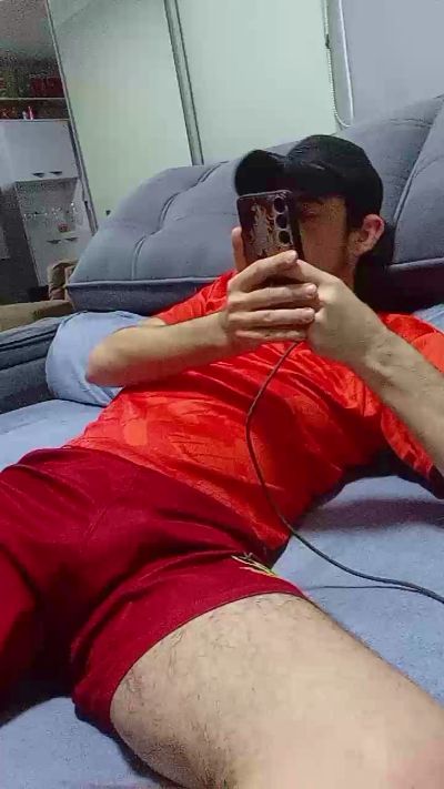 Uber_dot_Pr live cam on Cam4
