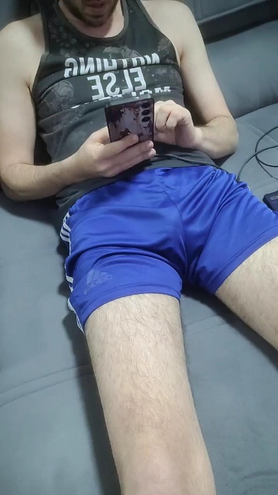 Uber_dot_Pr live cam on Cam4