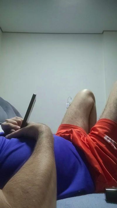 Uber_dot_Pr live cam on Cam4