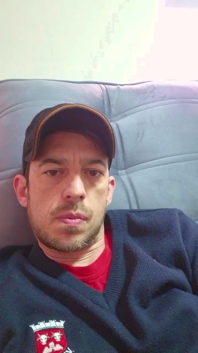 Uber_dot_Pr live cam on Cam4