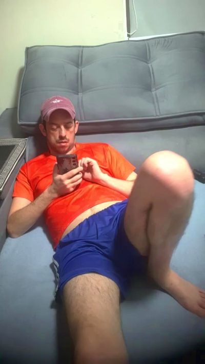Uber_dot_Pr live cam on Cam4