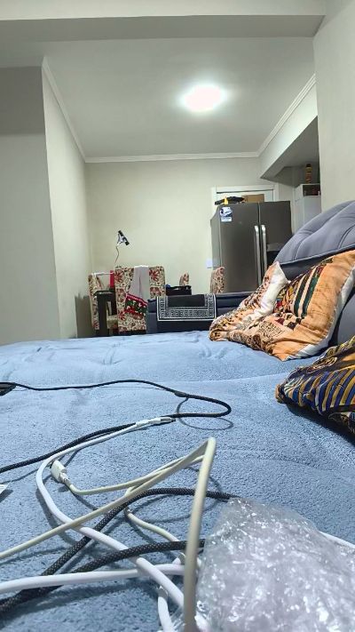 Uber_dot_Pr live cam on Cam4